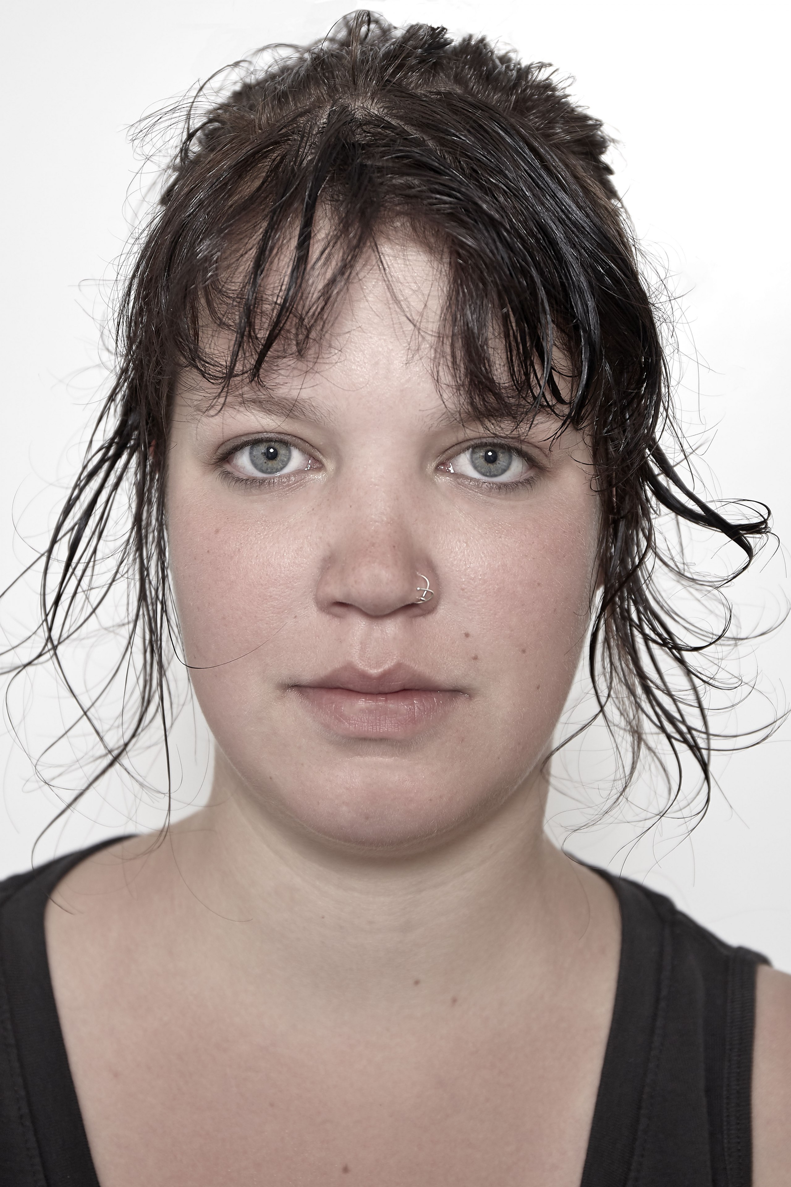 Eine fotografische Auseinandersetzung mit einem Obdachlosenwohnheim für Frauen in Berlin.