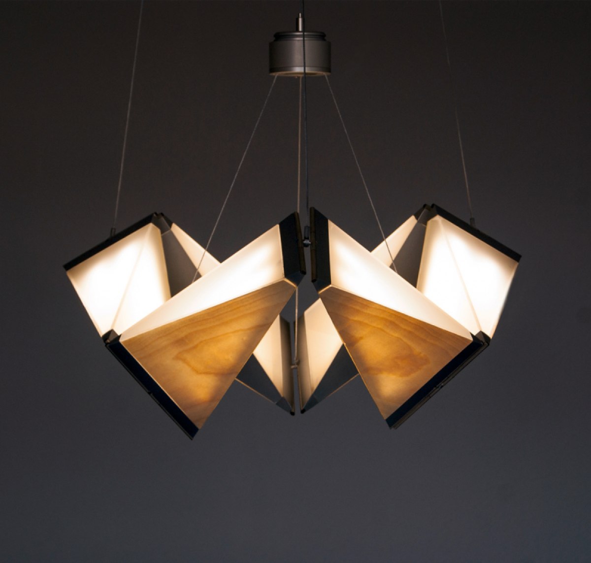 Analyse der positiven und negativen Aspekte
sowie die Funktion der Illusion im Design