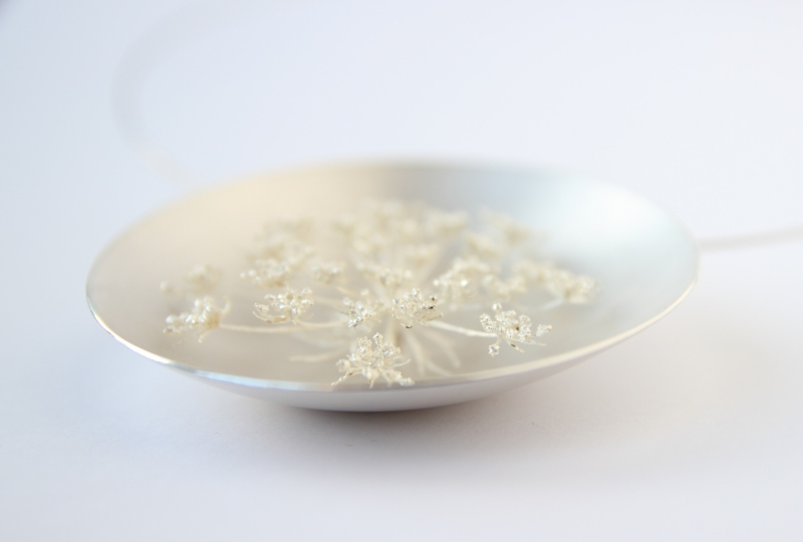 Schmuck und Demut