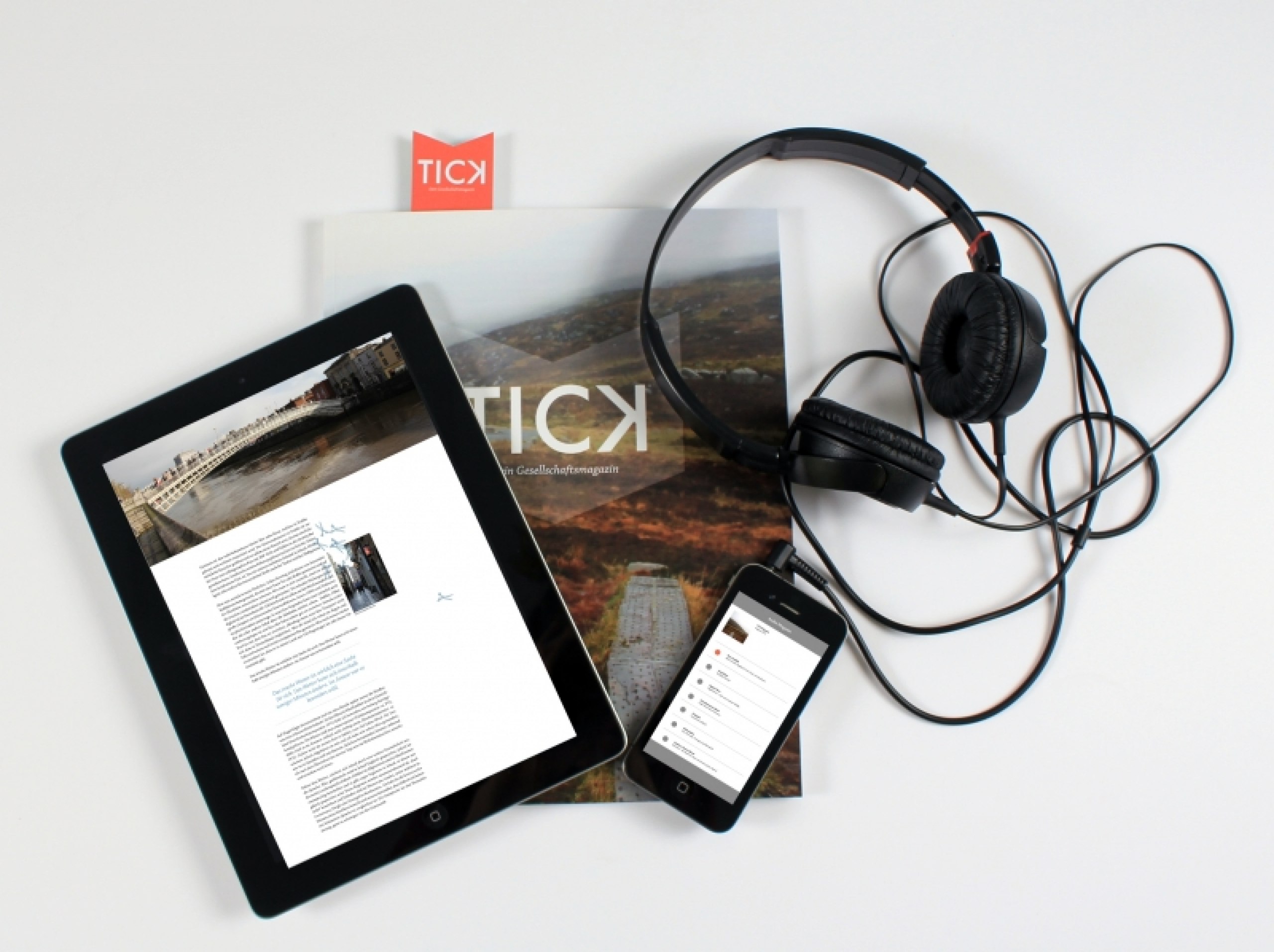 Analyse individualisierter Designleistungen und der praktische Versuch, dies auf den Bereich Magazingestaltung anzuwenden.