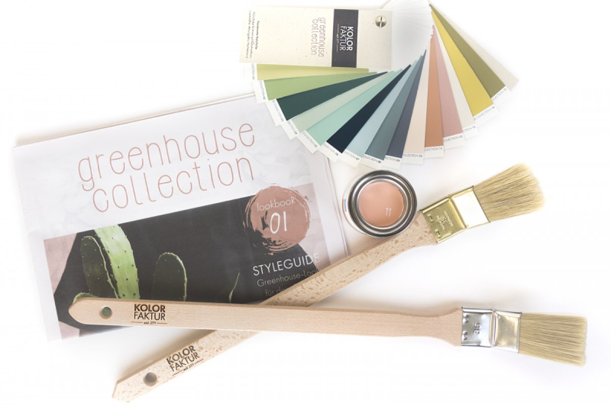 Farbkollektion und Packaging für eine Farbenmarke