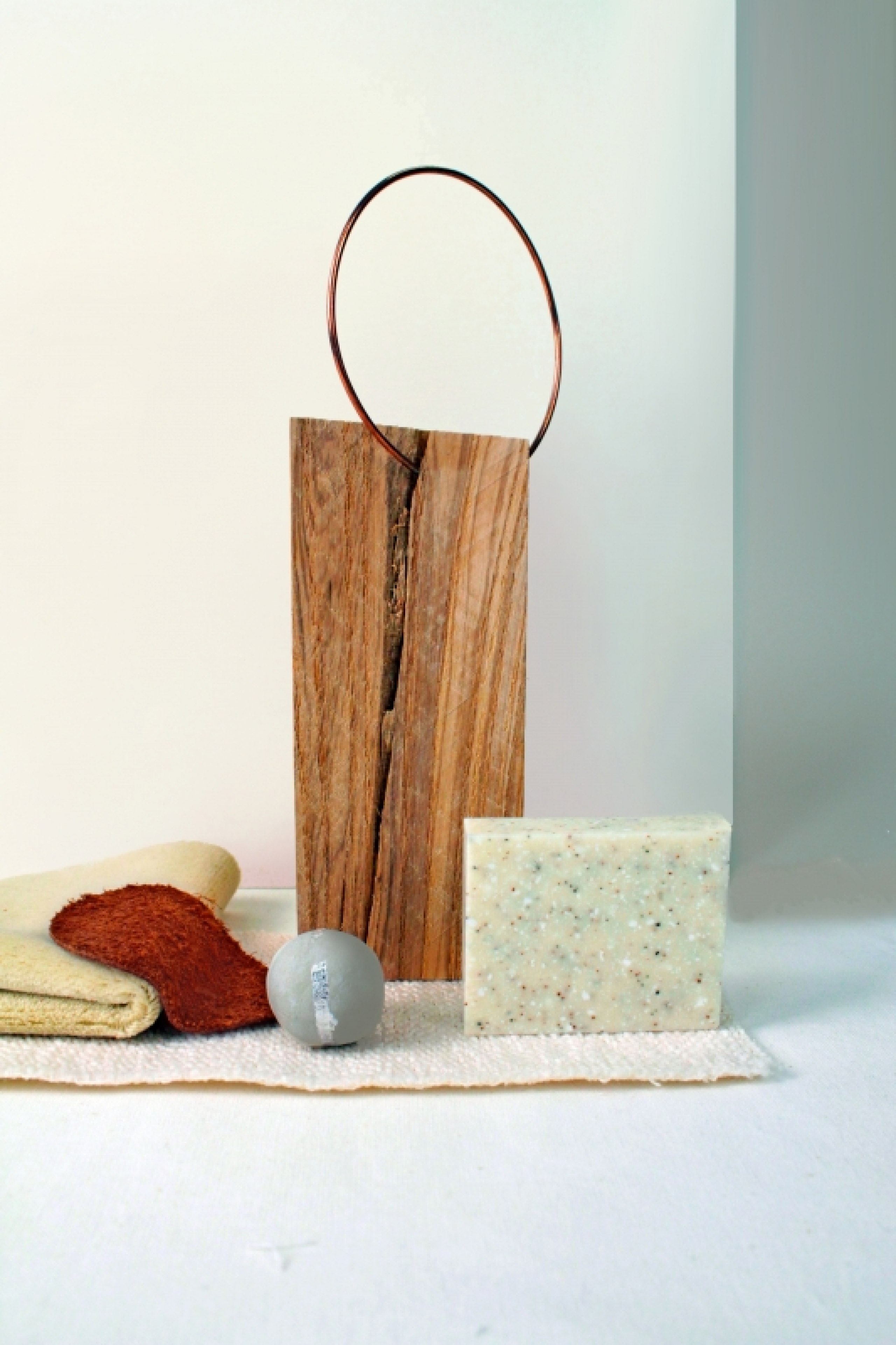 Konzeptionelle Farb- und Materialszenarien zum Trend der Entschleunigung