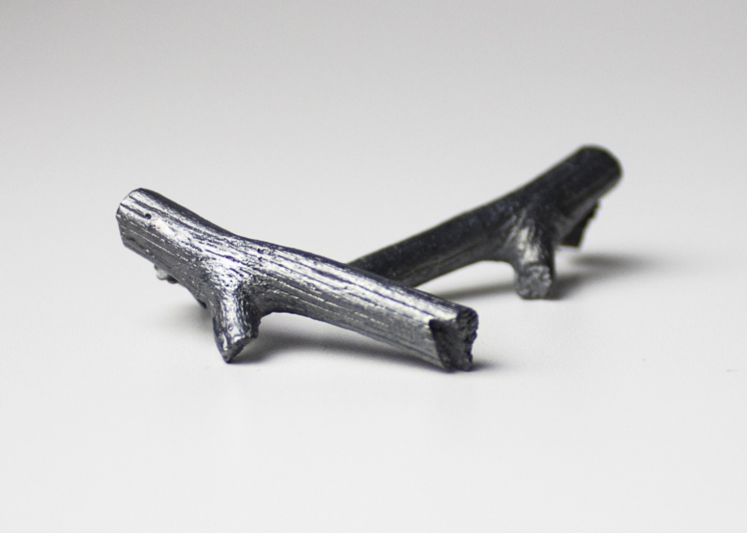 Schmuck im Spannungsfeld zwischen Kunst und Design