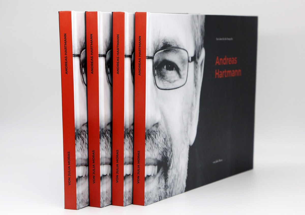 Kombination von Pressefotografie und Editorial Design anhand eines Bildbandes