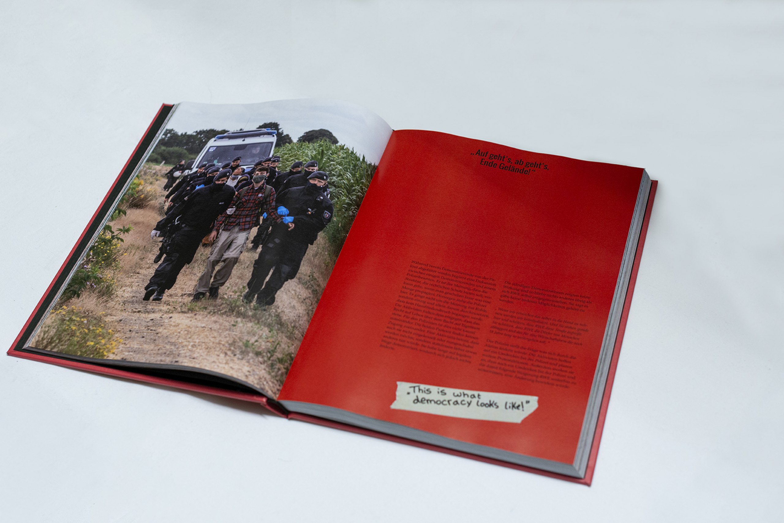 Dokumentarfotografie und Buchlayout
