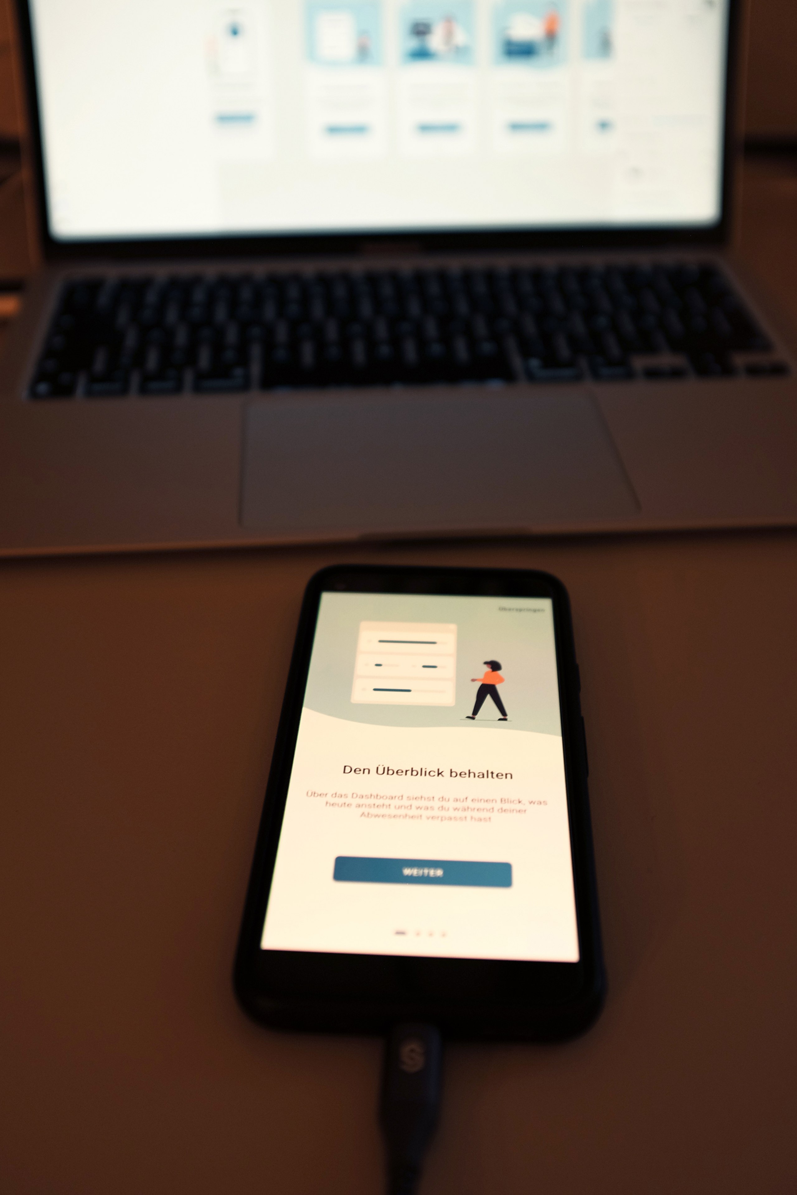 Prototypisches Design einer digitalen Bildungsplattform für den Distanzunterricht