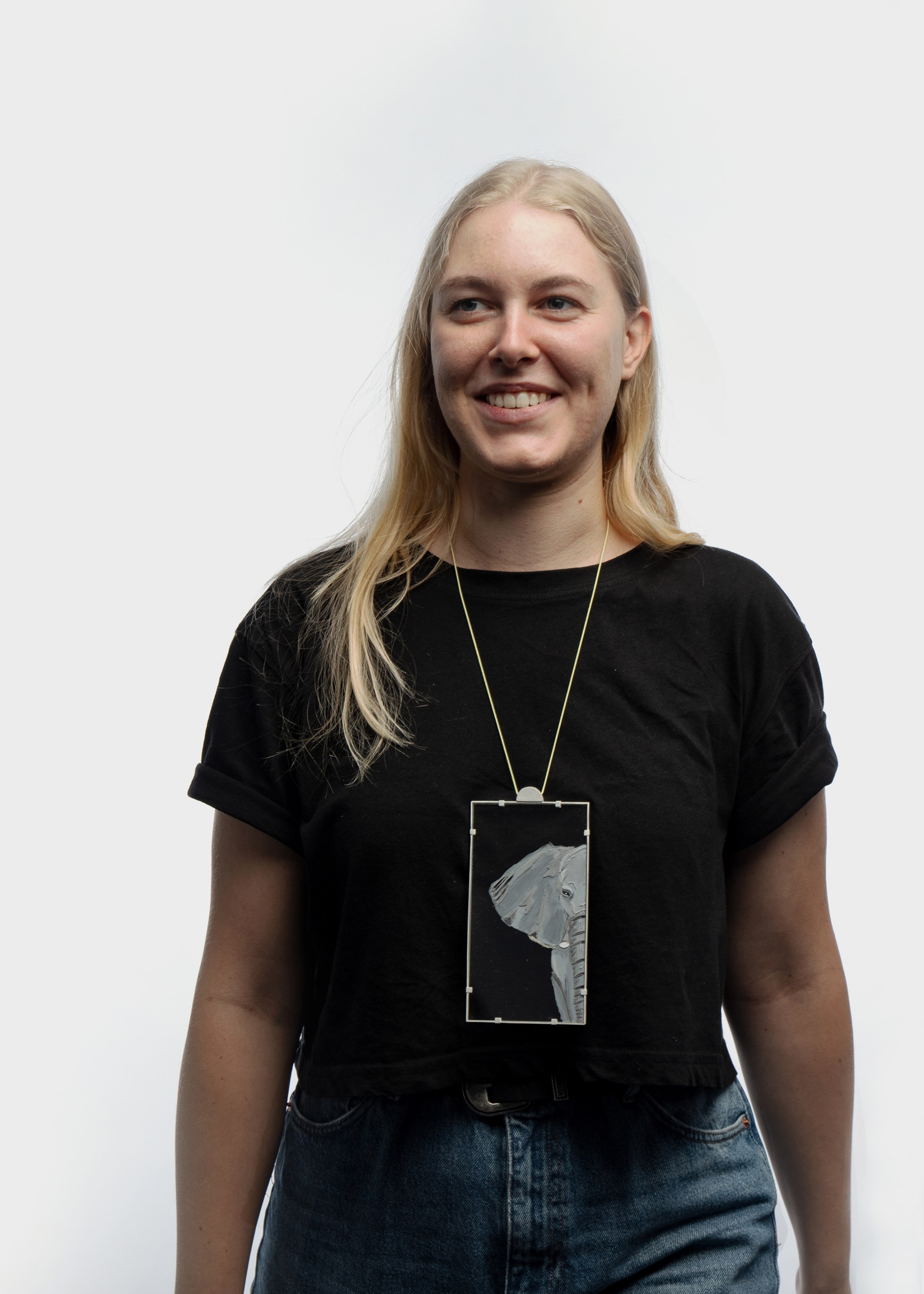 Die symbolische Funktion der Tiere im Ausdrucksmedium Schmuck