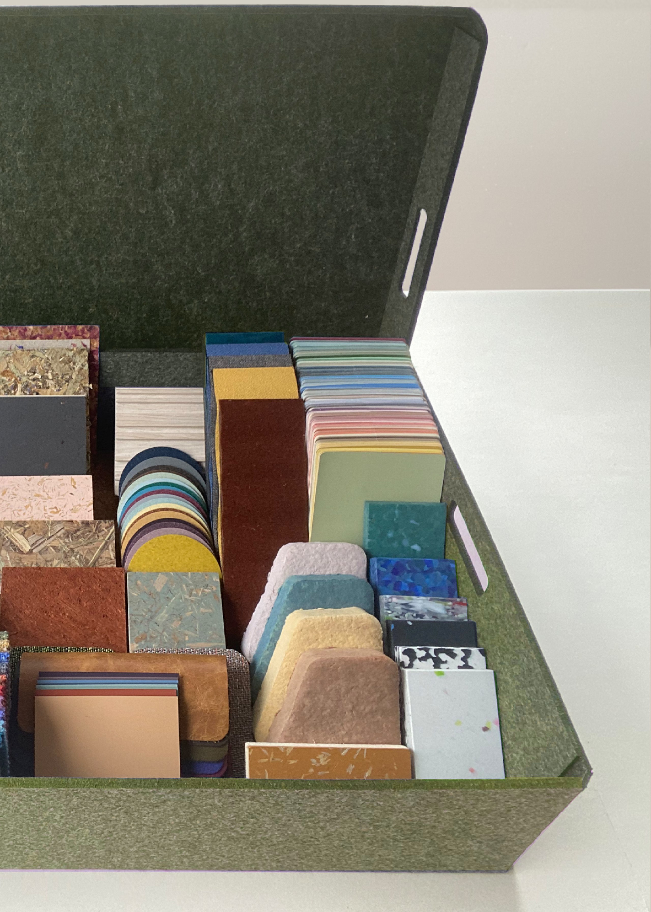 Nachhaltige Musterbox 2.0 für Moodboards