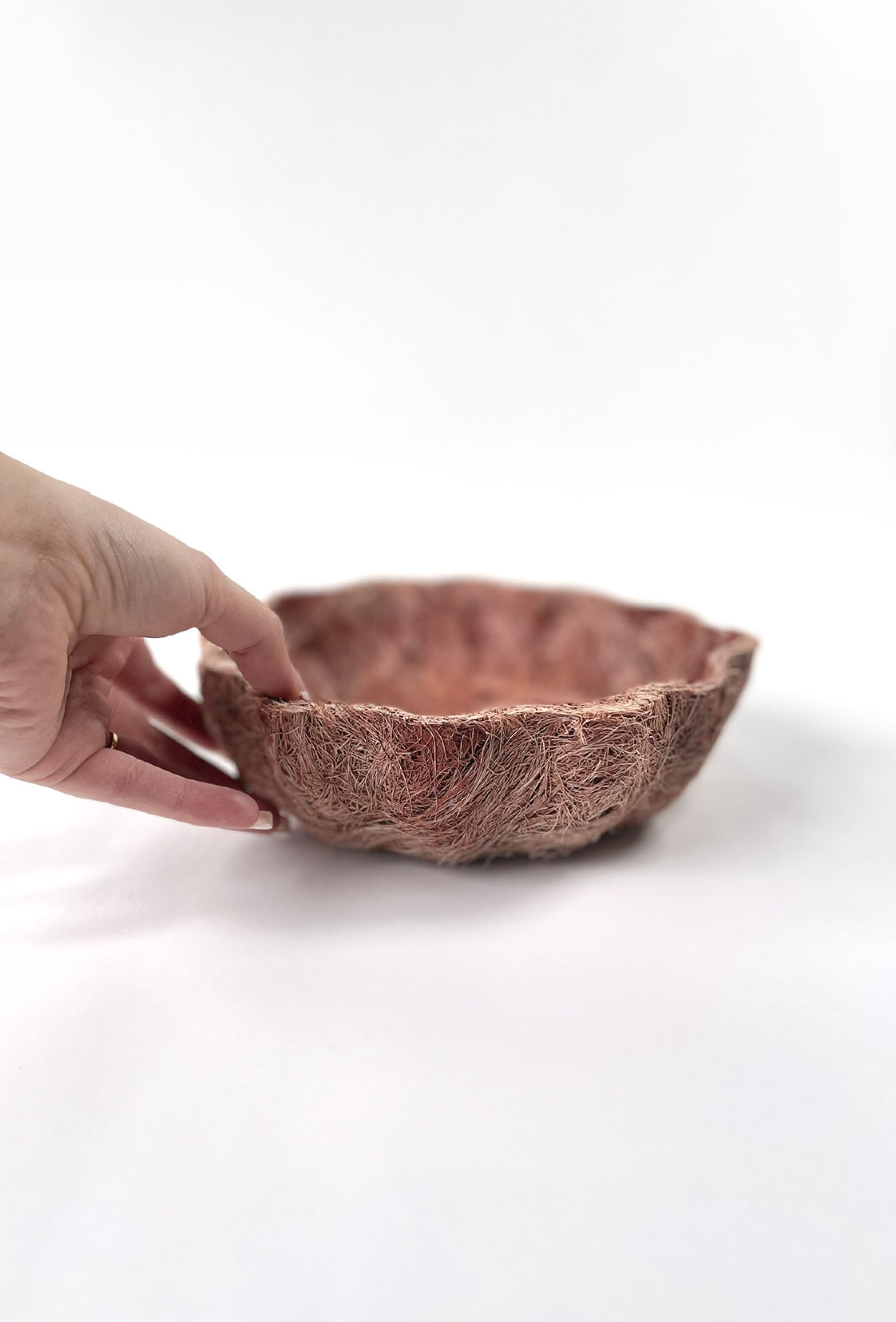 Exploring sustainable materials applications of natural fibers in product innovation and design