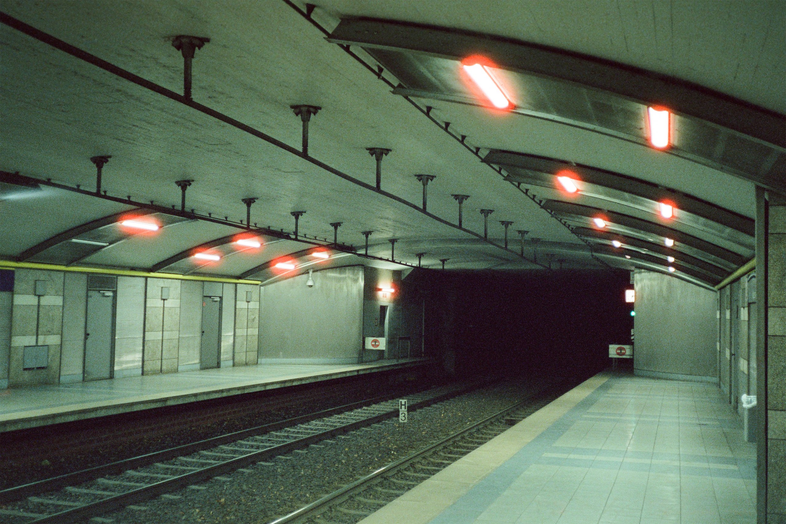 Eine künstlerische, fotografische Auseinandersetzung mit Transitlandschaften