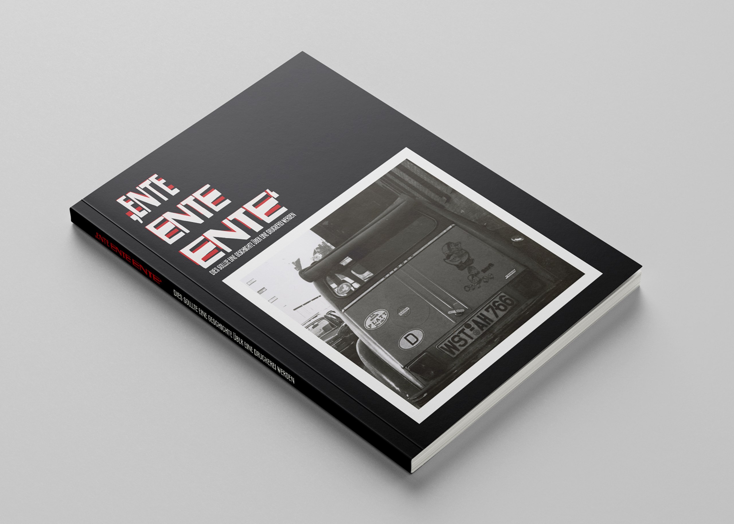 Dokumentarisch-essayistisches Buch über die Geschichte einer Druckerei